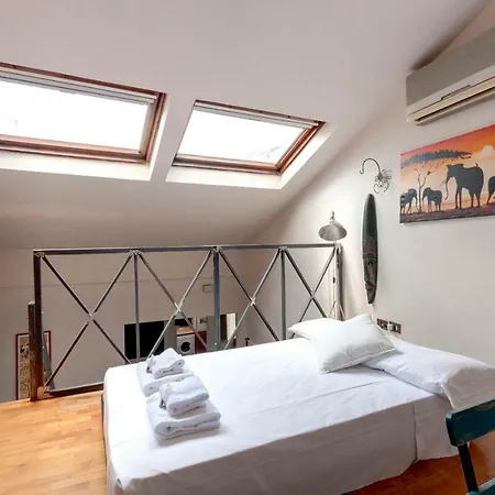 Orto Luminous With 2 Bedrooms Florencia